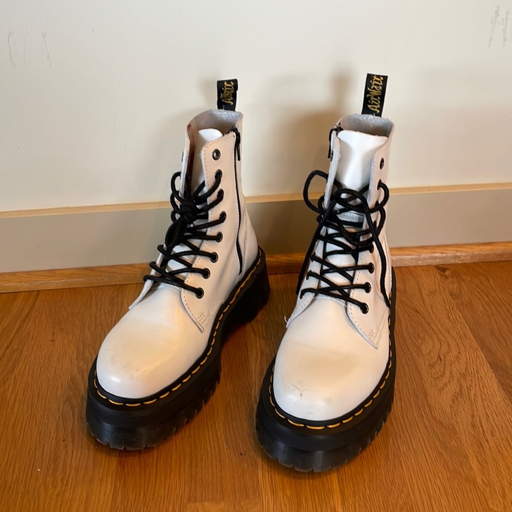 Dr. Martens JADON SMOOTH LEATHER PLATFORM BOOTS White Size US 7 EU 38 UK 5
